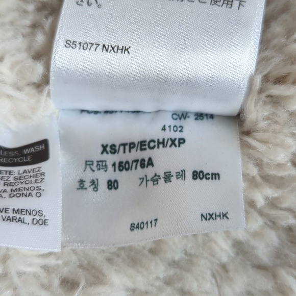 Levi’s Women's Sherpa Lined Short Denim Winter Trucker Jacket Size XS - Picture 13 of 14